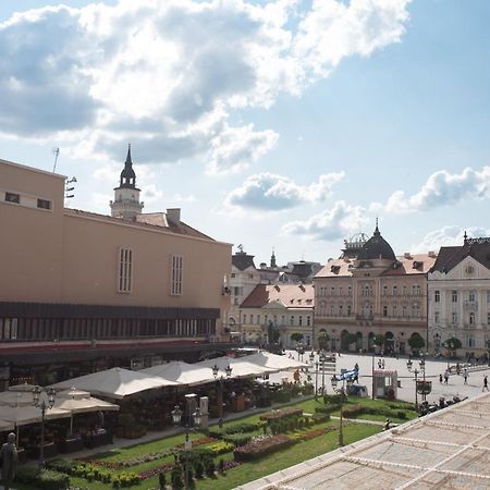 Old Town Square Apartment Novi Sad Exterior photo